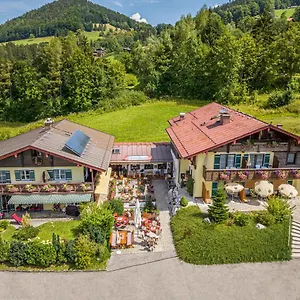 Alpenhotel Bergzauber Берхтесгаден